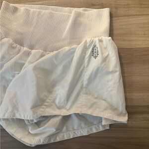 Free People Movement white athletic Carpe Diem shorts xs